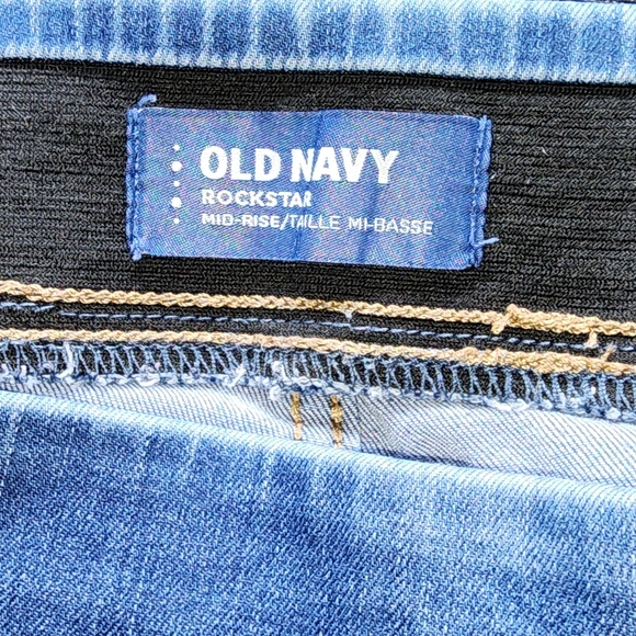 Old Navy Rockstar ankle jeans - Picture 3 of 7